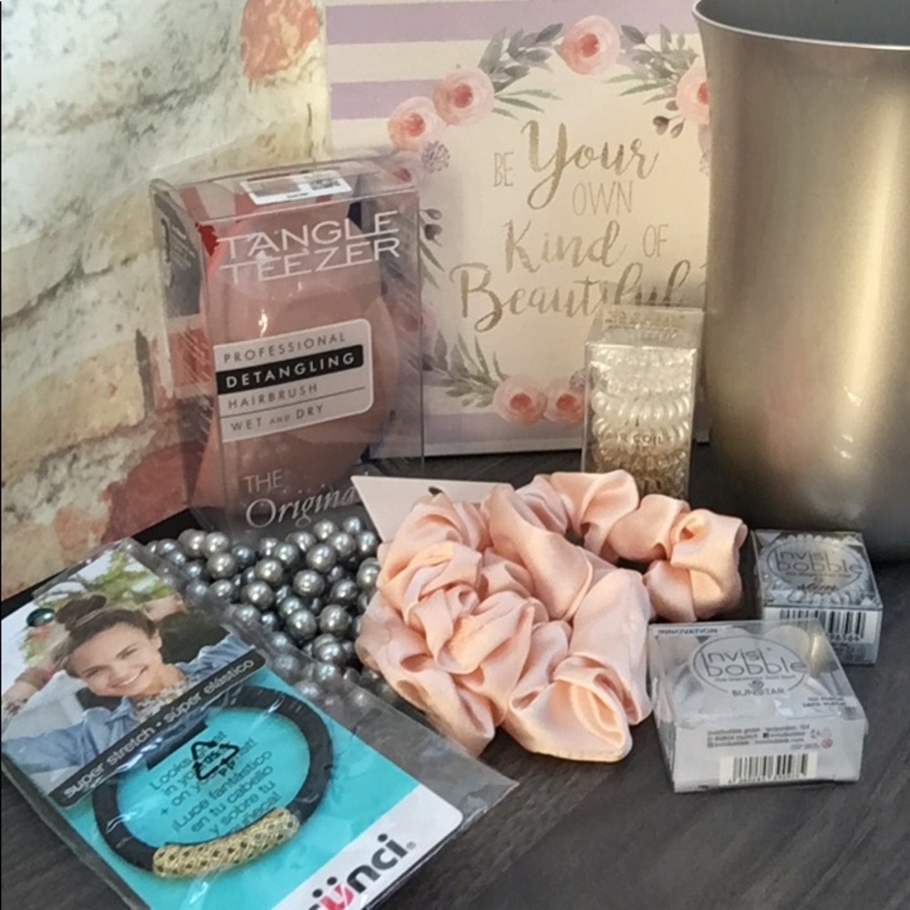 New Everything Hair 18 Piece Bundle Stocking Stuffers Gift Set Holiday Ready